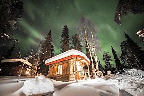 Cottage with Shared Bathroom