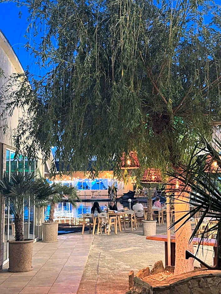 Hotel La Scoica Land