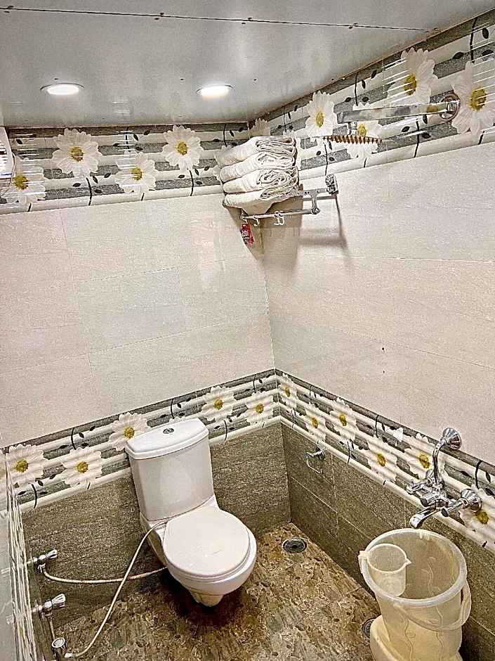 Hotel Samrat International