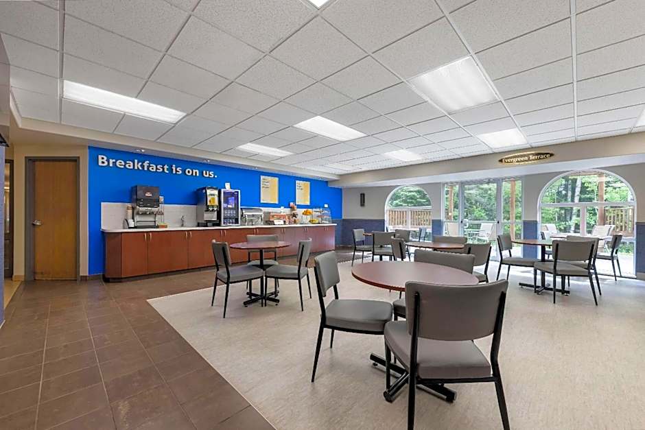 Days Inn by Wyndham Thunder Bay North