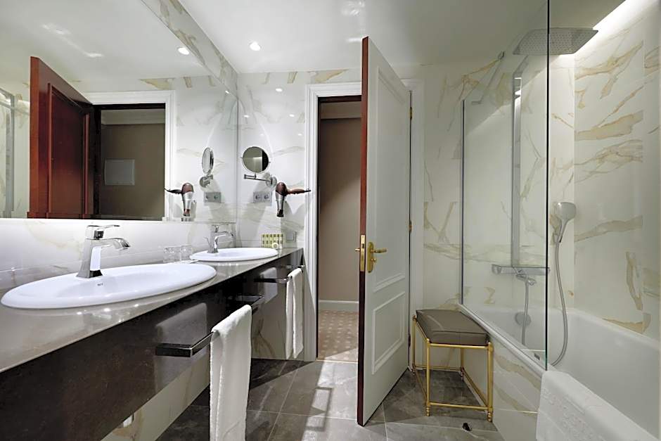 Eurostars Hotel Real