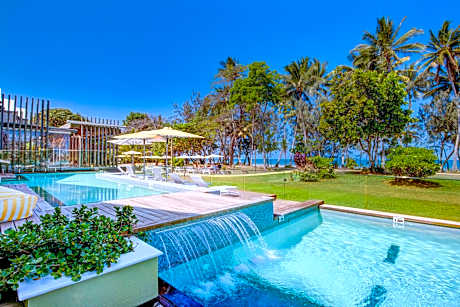 Castaways Resort & Spa On Mission Beach