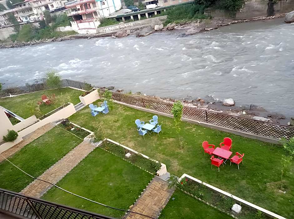 Riveria The Edge Hotel Balakot