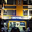 H hotel