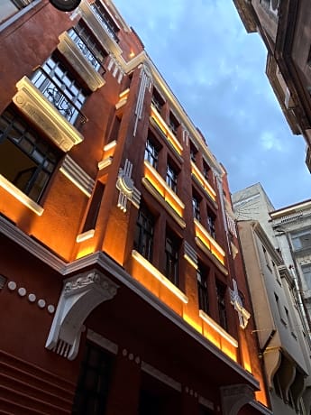 RUZ Hotels