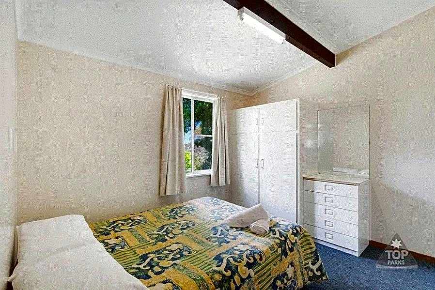 Buckenderra Holiday Village