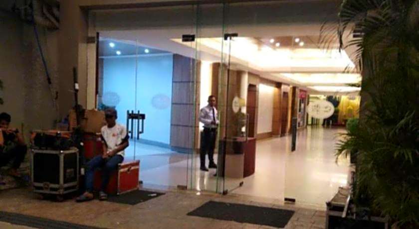 Grand Astoria Hotel