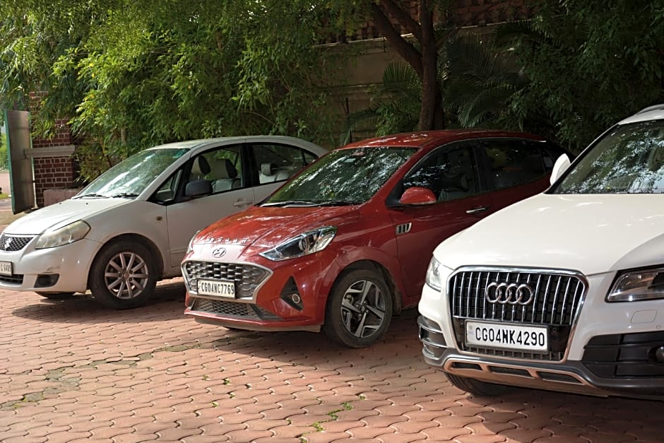 The Grand Neelam Hotel