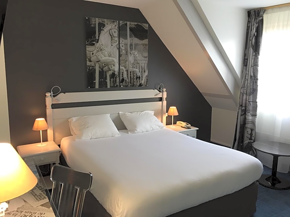Hotel Le Cardinal Rueil Centre