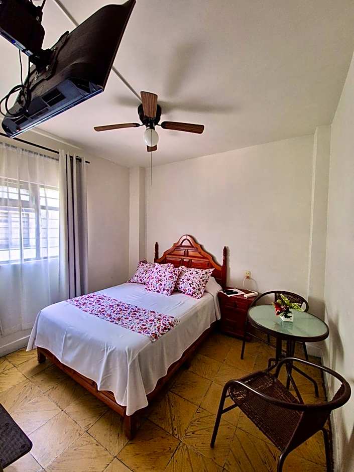 Hotel Catalina