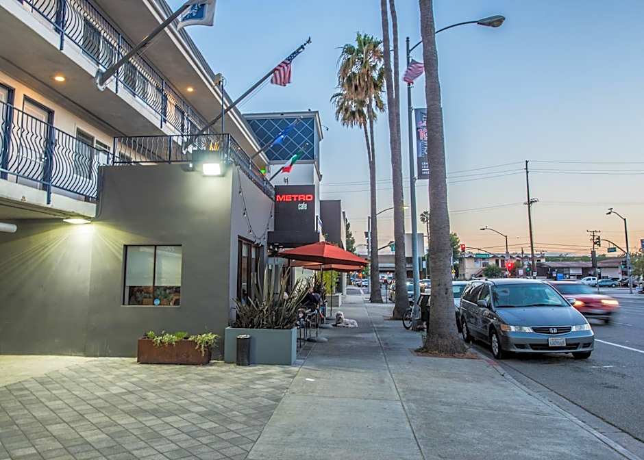 Travelodge by Wyndham Culver City