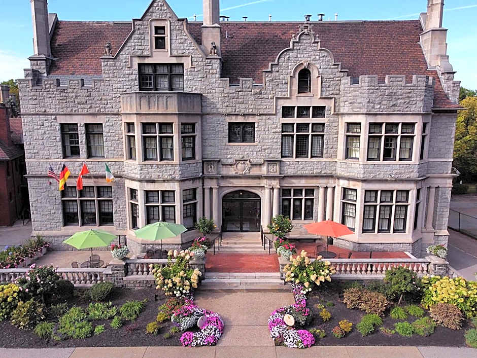 Mansions on Fifth