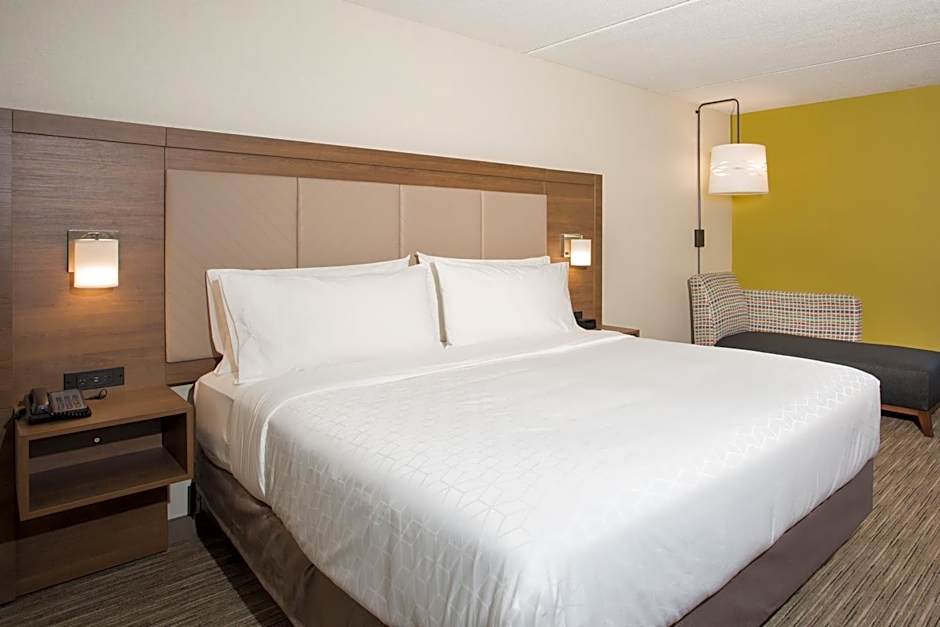 Holiday Inn Express Chelmsford By IHG