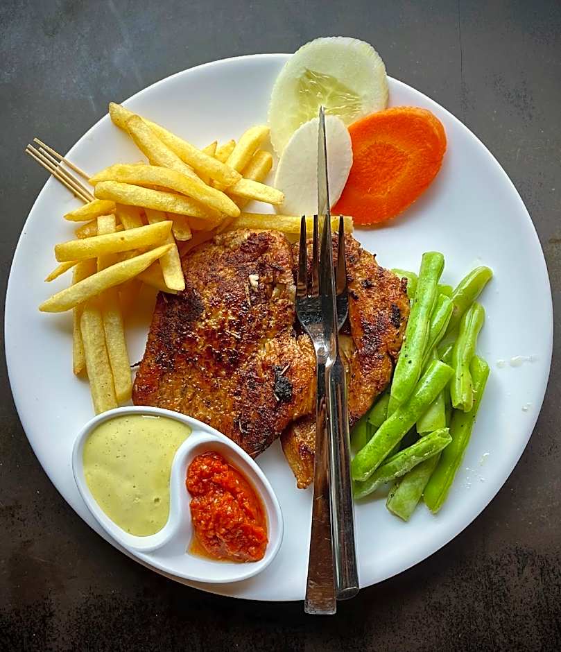 Bhanjyang Village Lodge