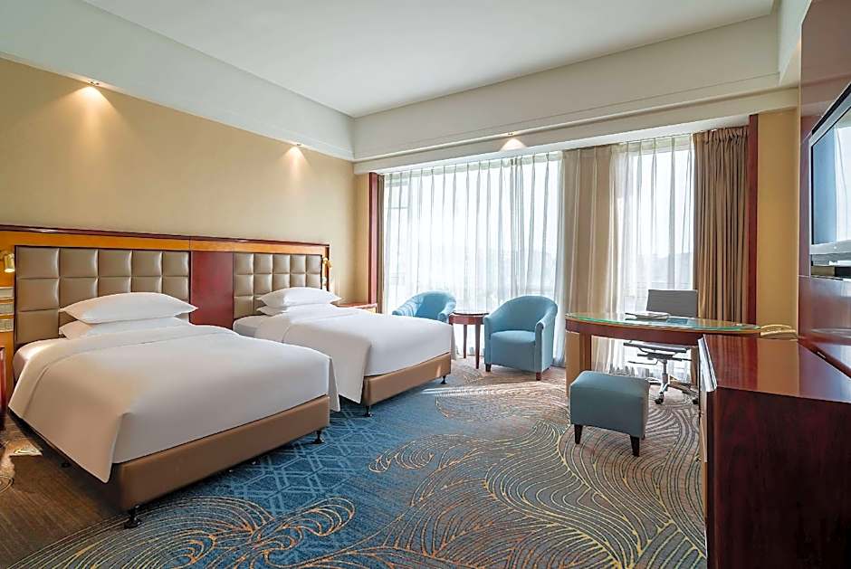 Ramada Plaza by Wyndham Taian