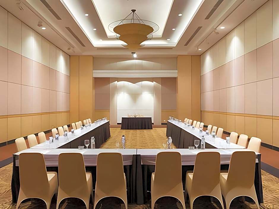 Hotel Santika Premiere Malang