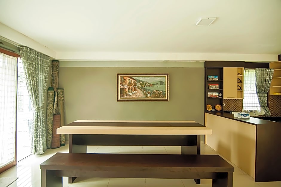 OYO 882 Puri Gevana Guest House