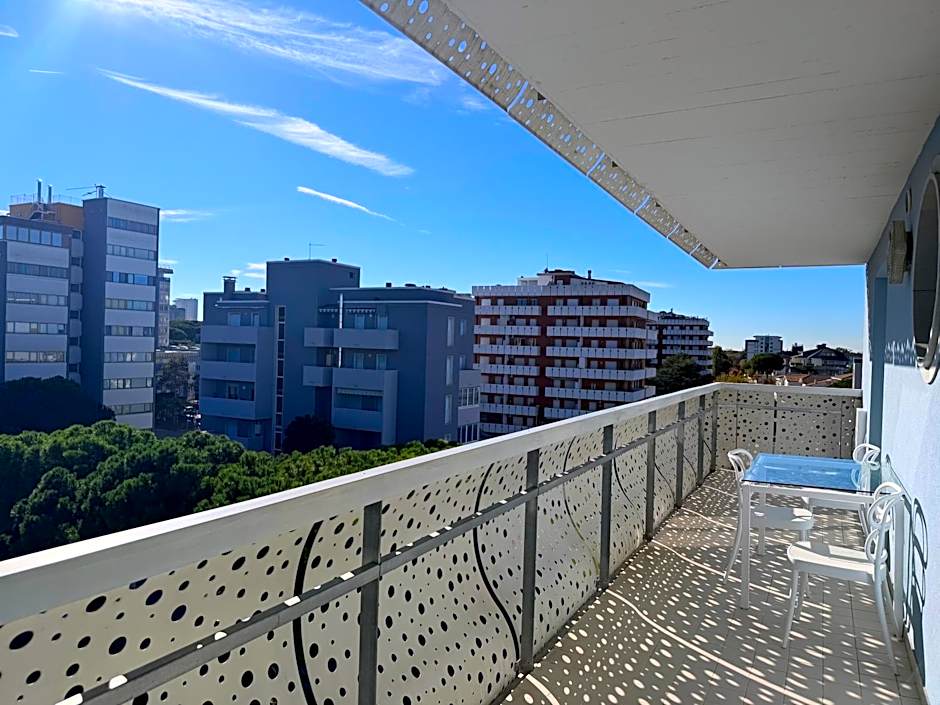 Aparthotel Holiday