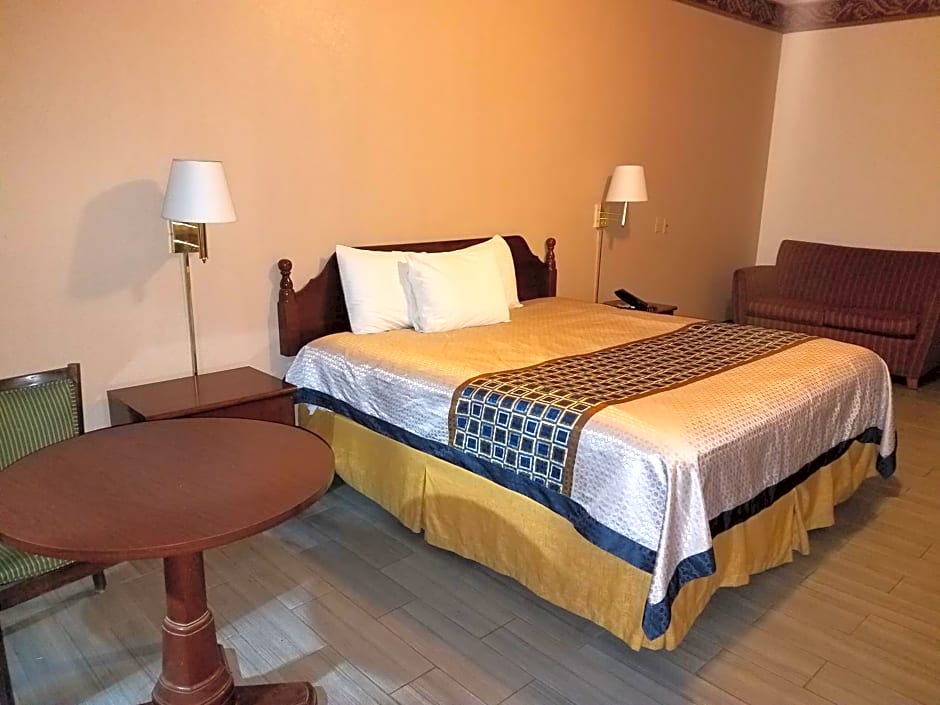 Texas Inn Downtown McAllen near Airport Mall