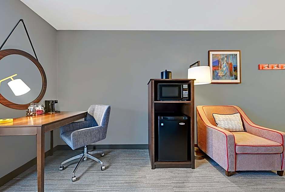 Hampton Inn By Hilton Farmington