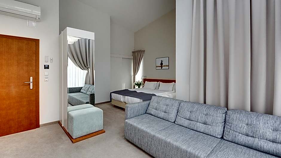 Villa 21 by Victus