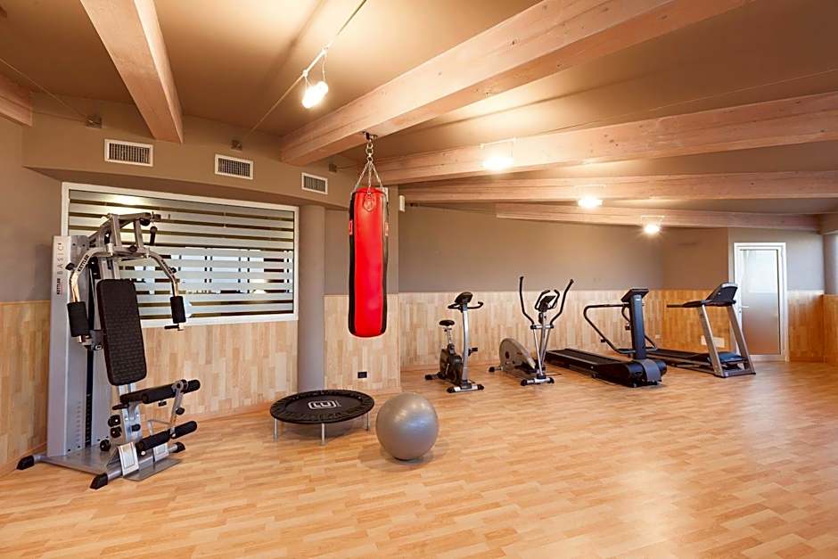 Albavilla Hotel & Co