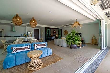 One Bedroom Apartment, Ocean View