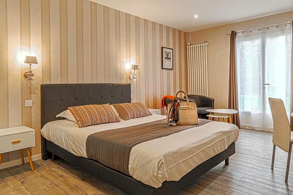 Hôtel-Spa-Piscine Le Petit Castel Beuzeville-Honfleur