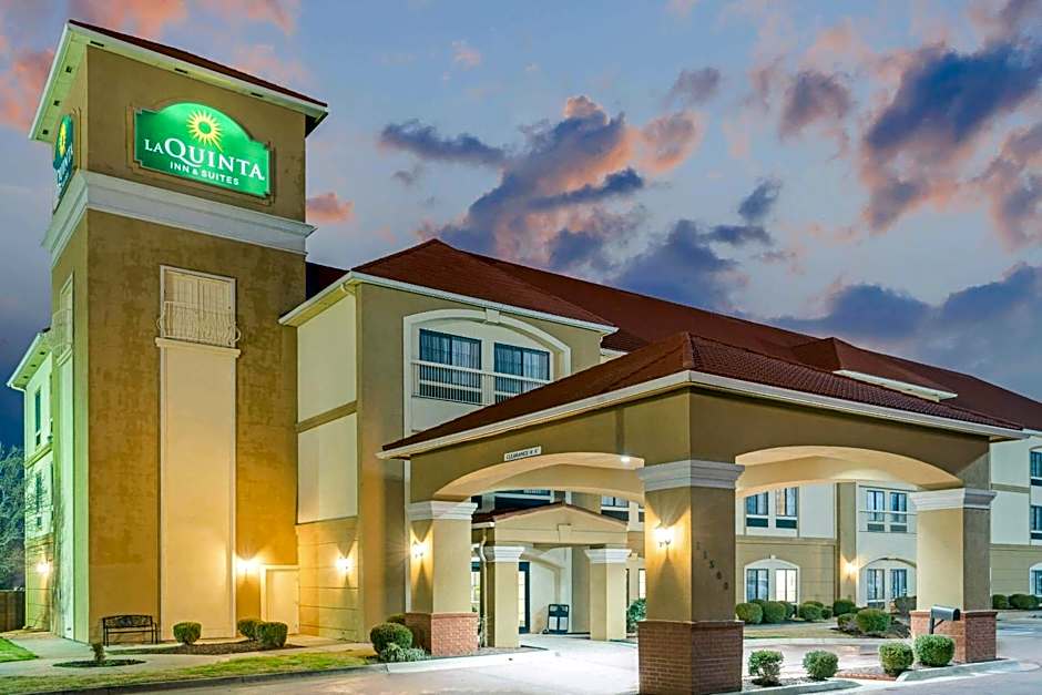 La Quinta Inn & Suites by Wyndham Oklahoma City Yukon