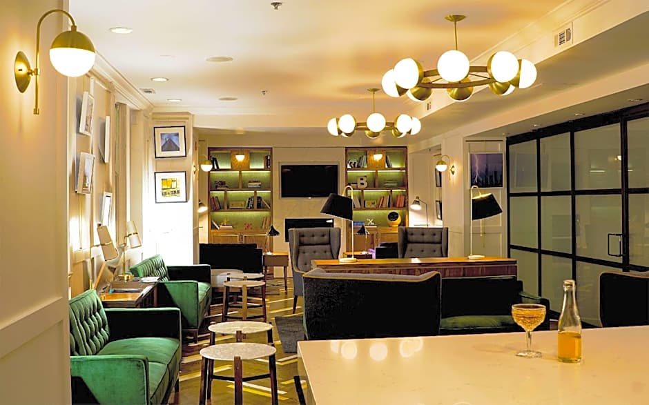 ACME Hotel Chicago, Outset Collection by Hilton	