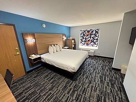 Jacksonville Inn & Suites