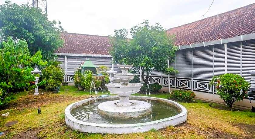 OYO 92454 Griya Raharja Guest House Syariah