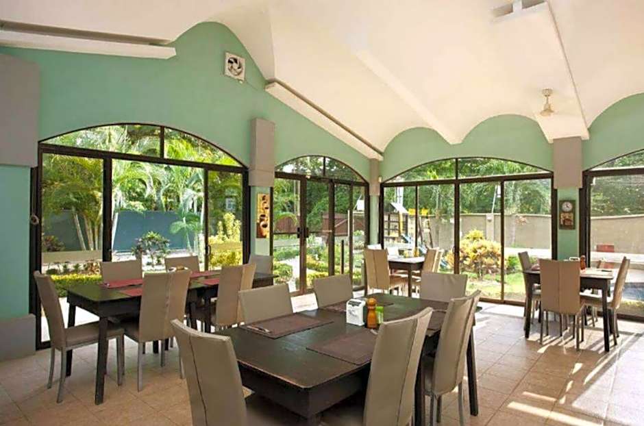 Pitaya Lodge