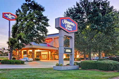 Hampton Inn Columbia-I-26 Airport