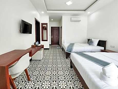 Twin Room with Balcony