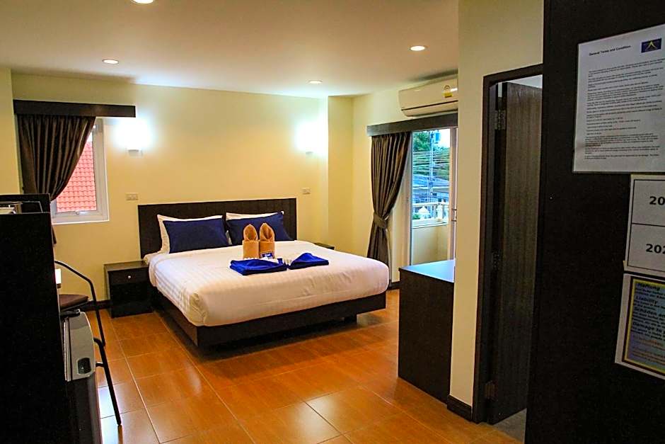 Sky Villa Hua Hin Guesthouse - Adults-Only