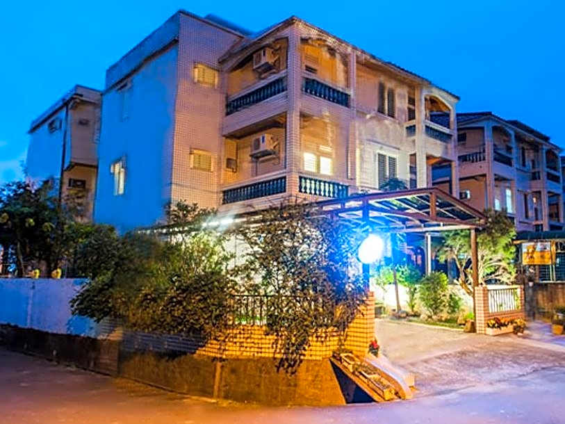 Yoyolife Hostel