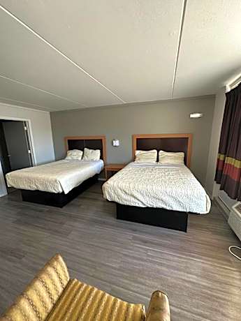 Budgetel Inn & Suites