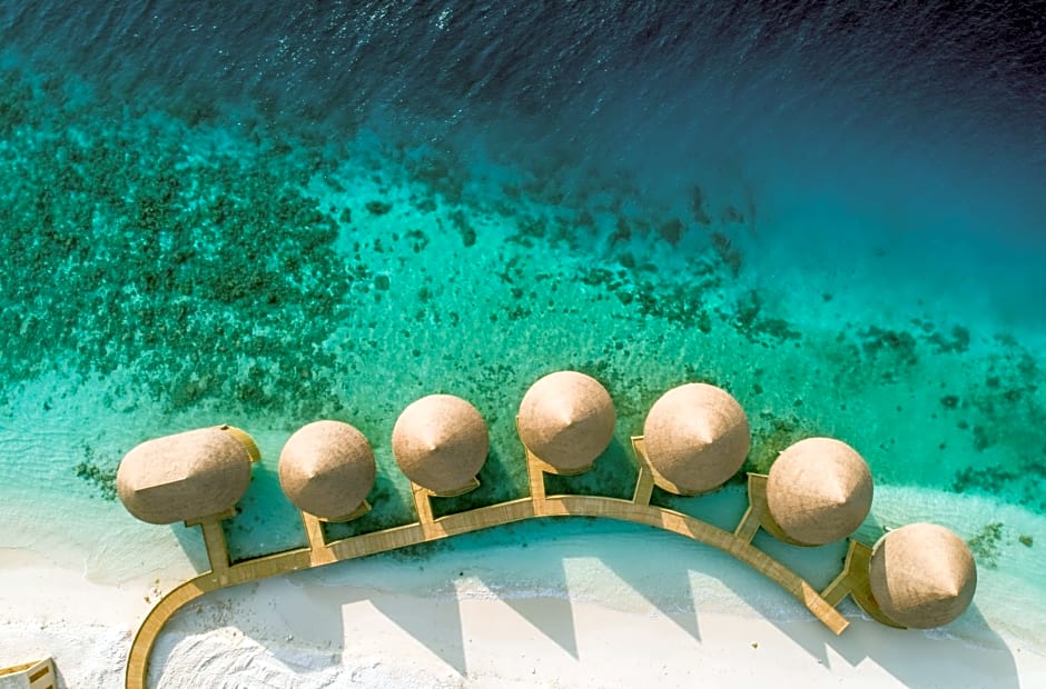 Intercontinental Maldives Maamunagau Resort with Club benefits - IHG Hotel