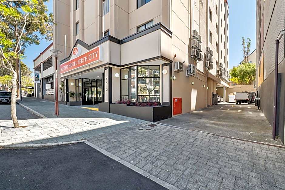 Metro Hotel Perth City