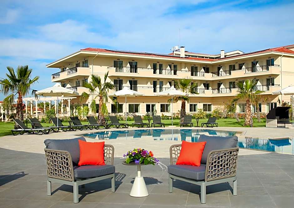 King Maron Beach Hotel & Spa