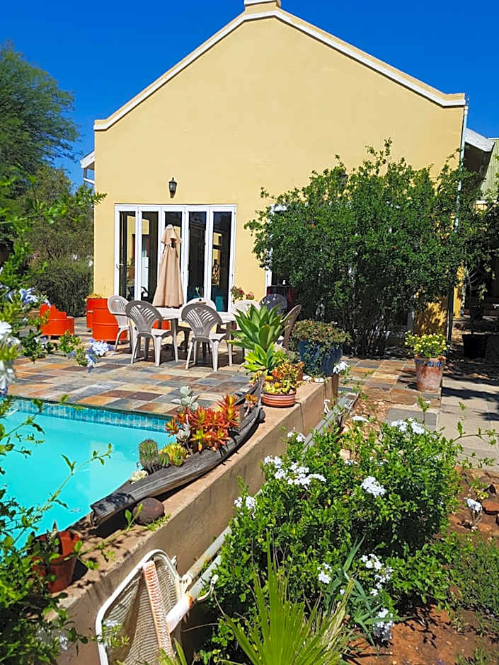 Steytlerville Villa Guest house