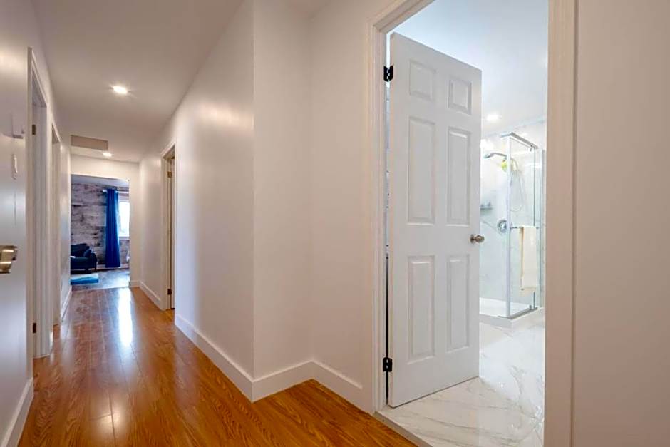 Nice River & Mountain View+4 Beds+Free parking