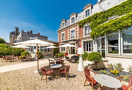 The Originals Boutique, Hotel Normandie, Auxerre Room Service assure!