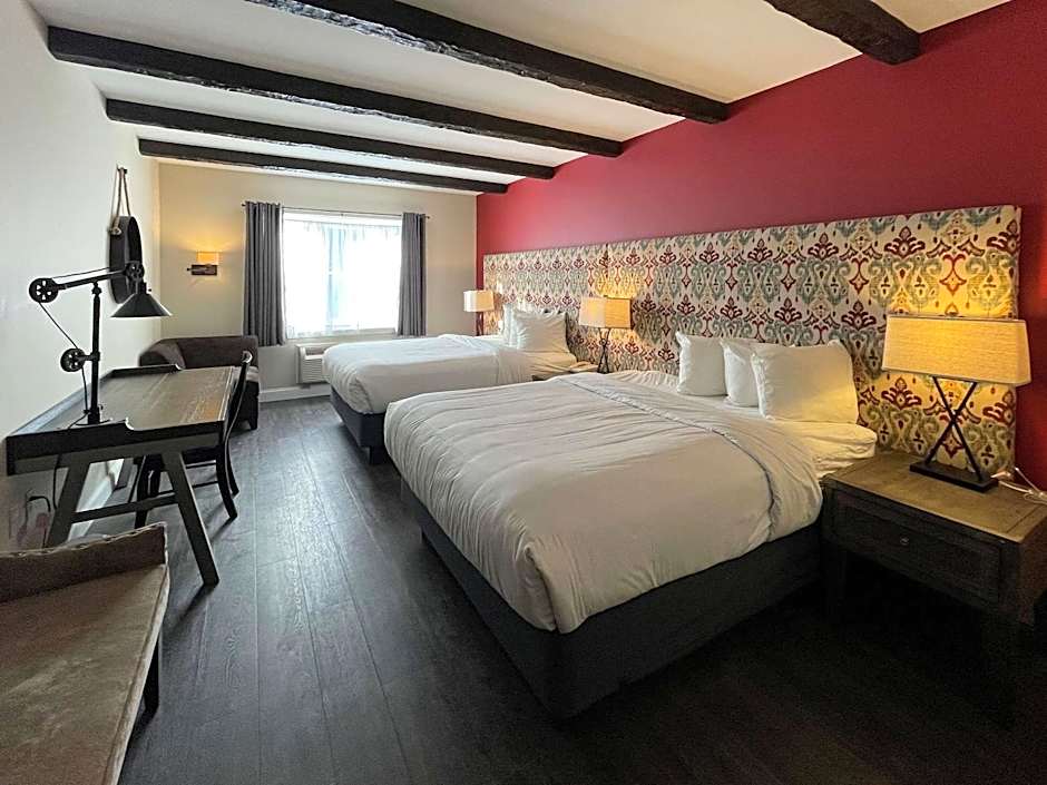 The Century House, Ascend Hotel Collection