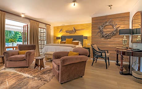 Deluxe Double or Twin Room