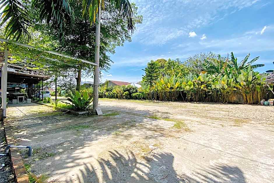 RedDoorz Syariah near RSU Sylvani Binjai