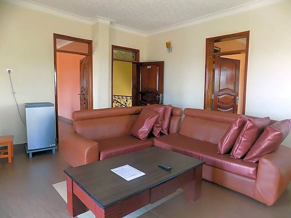 Olina Hotel and Apartments