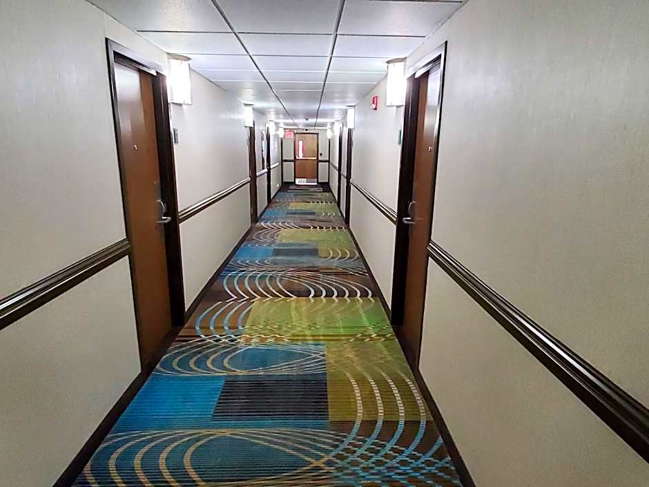 Best Western Adena Inn