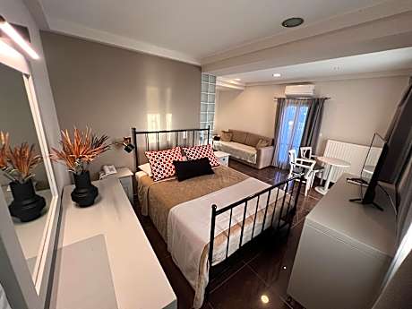 Theoxenia Boutique Hotel